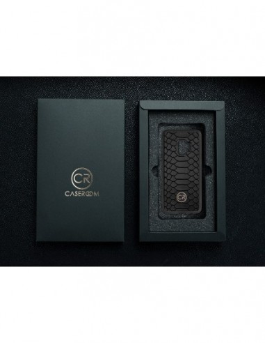 Etui premium skórzane, case na smartfon SAMSUNG GALAXY S9. Skóra pyton czarna ze złotą blaszką.