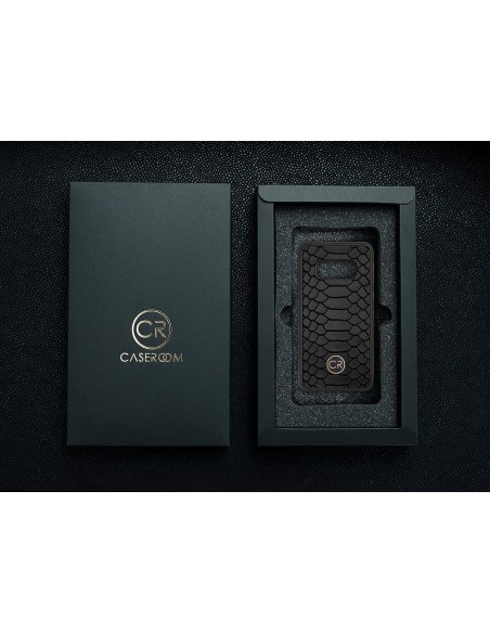 Etui premium skórzane, case na smartfon SAMSUNG GALAXY S10E. Skóra pyton czarna ze złotą blaszką.