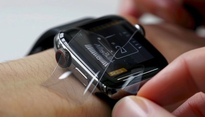 Montaż folii ochronnej na smartwatcha. Kompleksowy poradnik